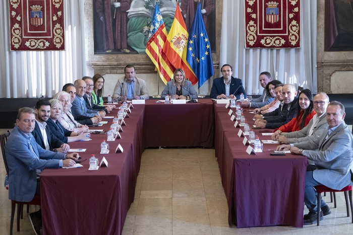 Marta Barrachina enaltix l'èxit aconseguit en el Congrés que protegix els poblats marítims “enfront dels qui voten en contra de Castelló”